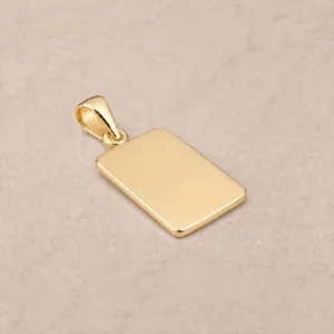 Médaille rectangle en or jaune massif, surface lisse prête à la gravure, fabrication artisanale dans notre atelier à Tours.